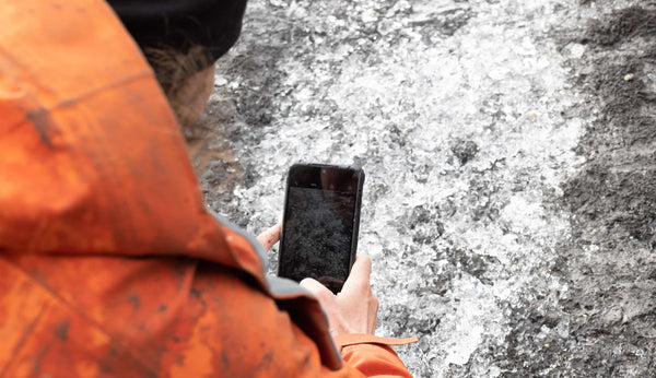 ¿Por qué un teléfono inteligente normal es inútil en condiciones de frío extremo?